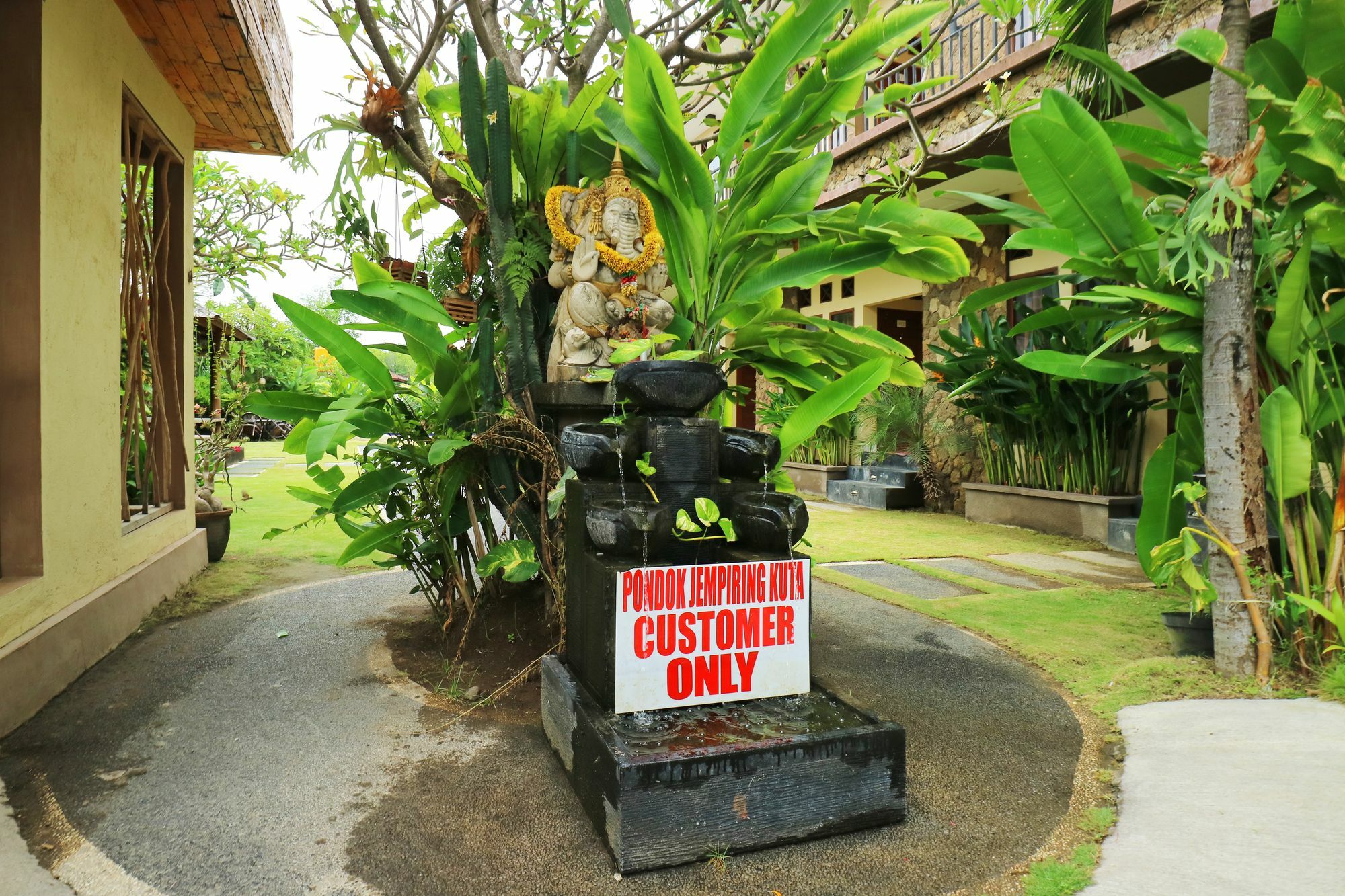 Pondok Jempiring Kuta Bali Kuta Lombok Exterior foto
